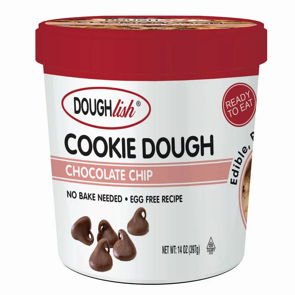 Une boite blanche sur fond blanc avec un couvercle rouge et des pépites de chocolat sur l’étiquette blanche